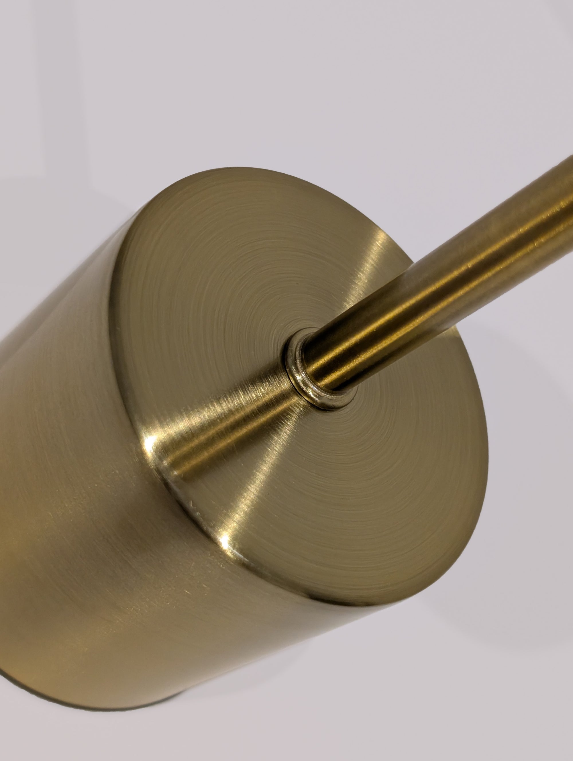 LOA | Regulable en temperatura e intensidad, USB-C