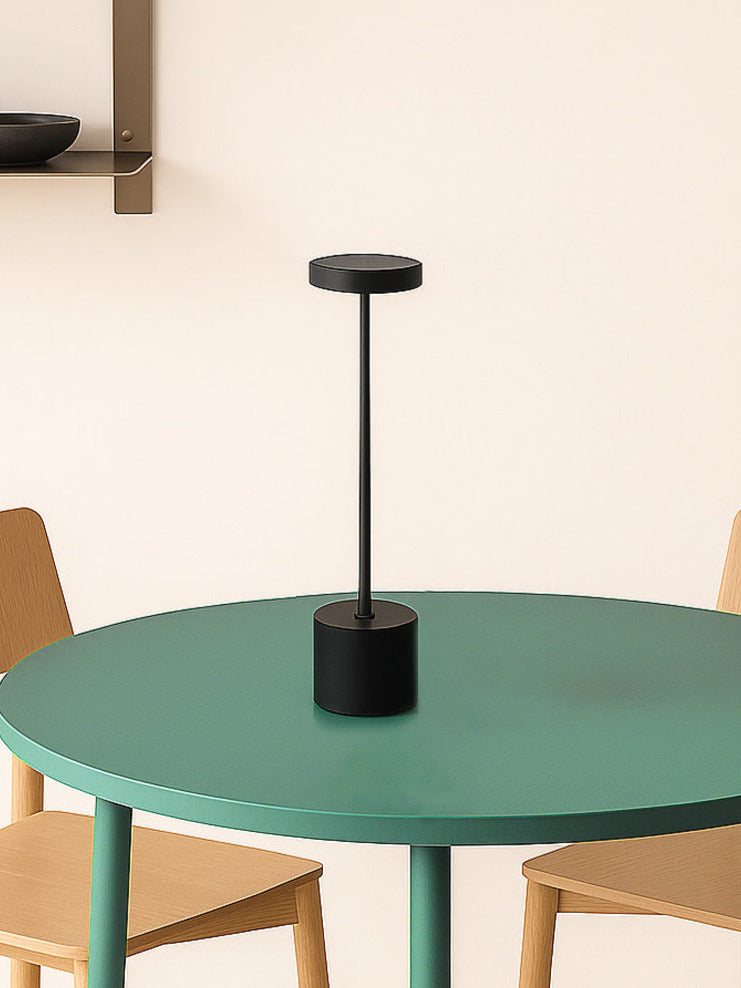 LOA | Regulable en temperatura e intensidad, USB-C