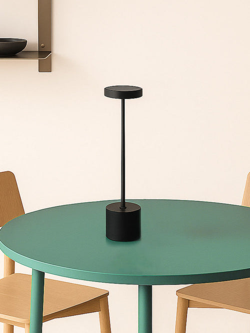 LOA | Regulable en temperatura e intensidad, USB-C