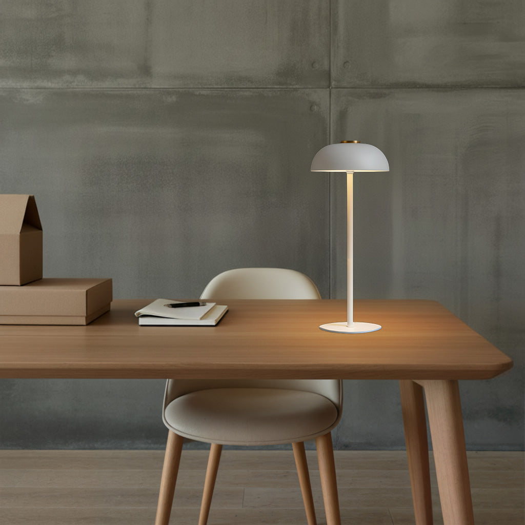 LYS | Táctil, dimmable, temperatura regulable, USB-C