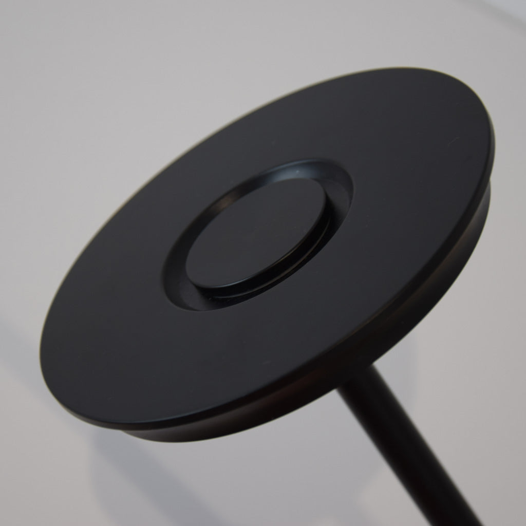 NORA | Táctil, dimmable, temperatura regulable, USB-C